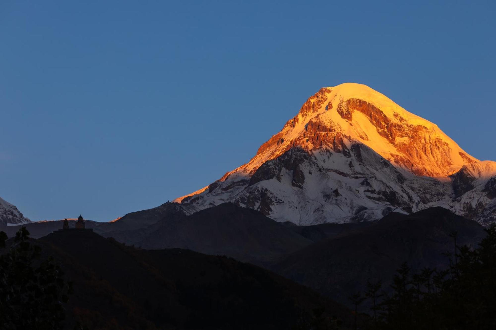 فندق Intourist Kazbegi المظهر الخارجي الصورة